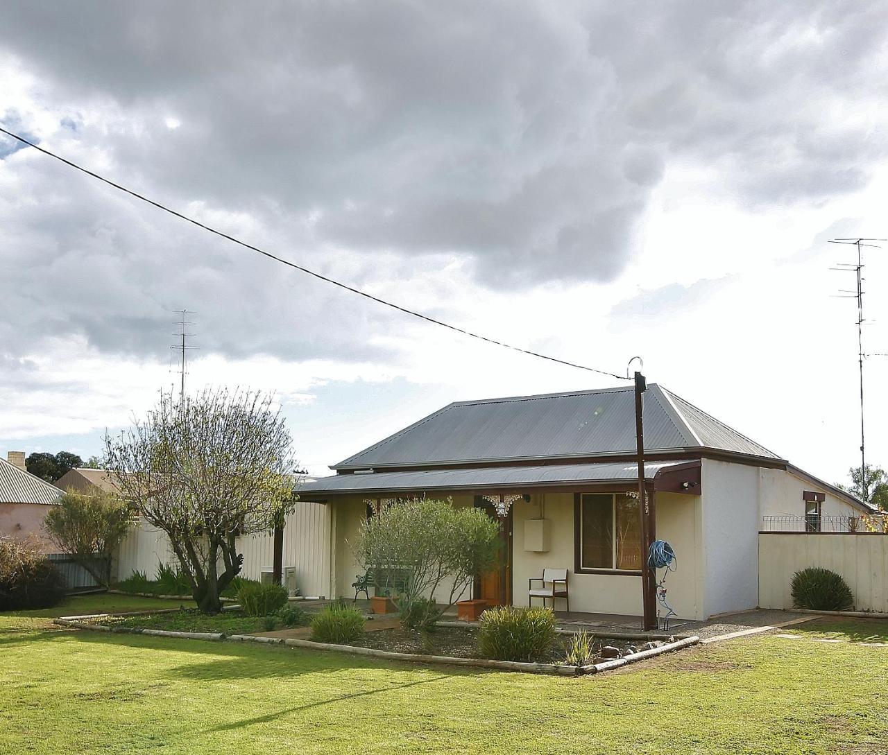 Stonewall Cottage Moonta Exterior photo